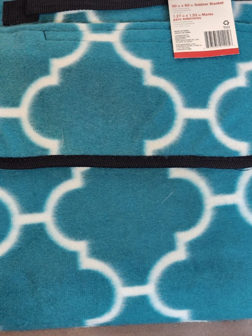 Home Depot Teal Lattice Pattern 50"x60" Water Resistant Backing Outdoor Blanket - Picture 5 of 16